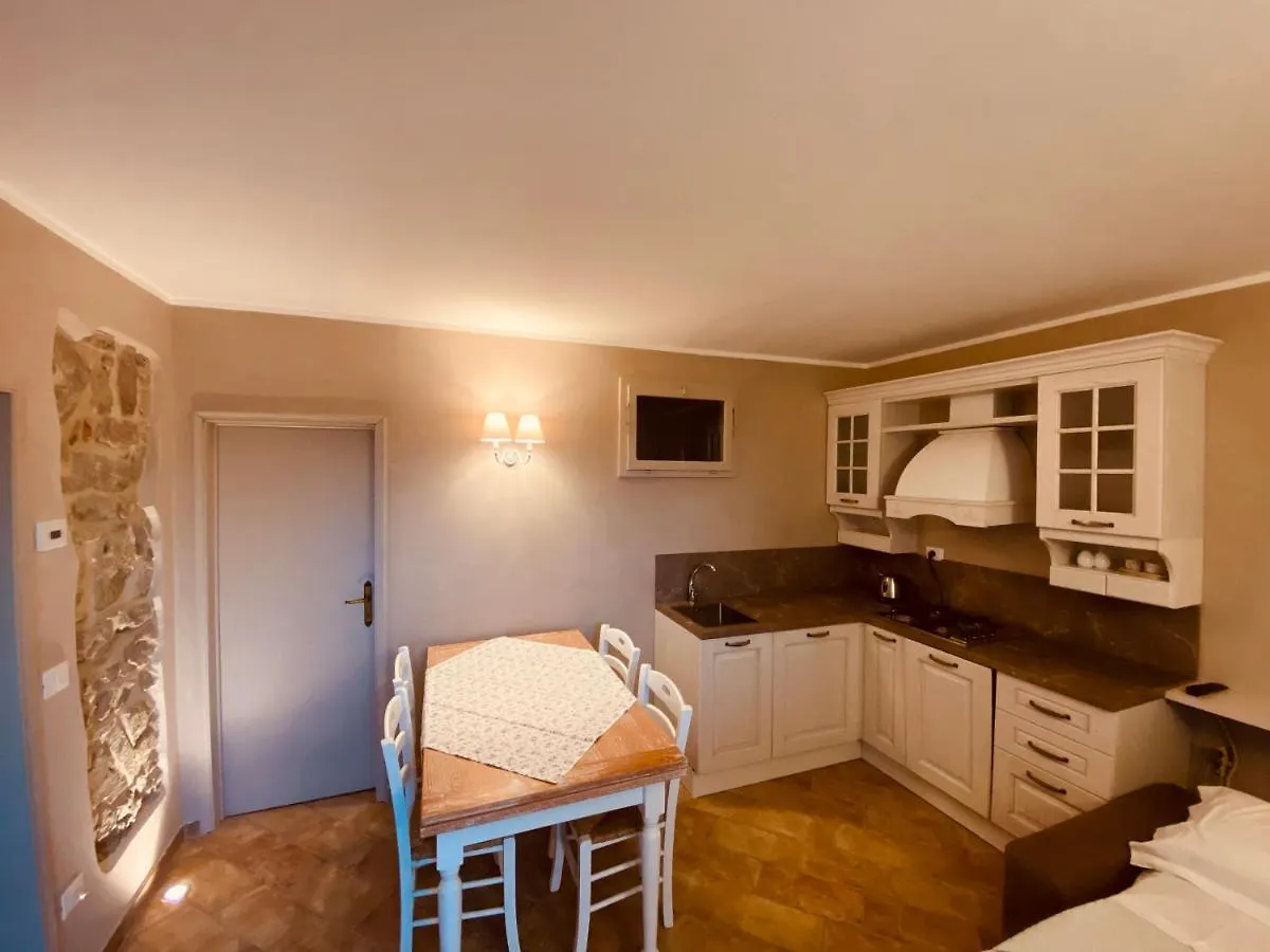 L'Oca Giuliva Relais Bed & Breakfast Gaggio Montano 0*,